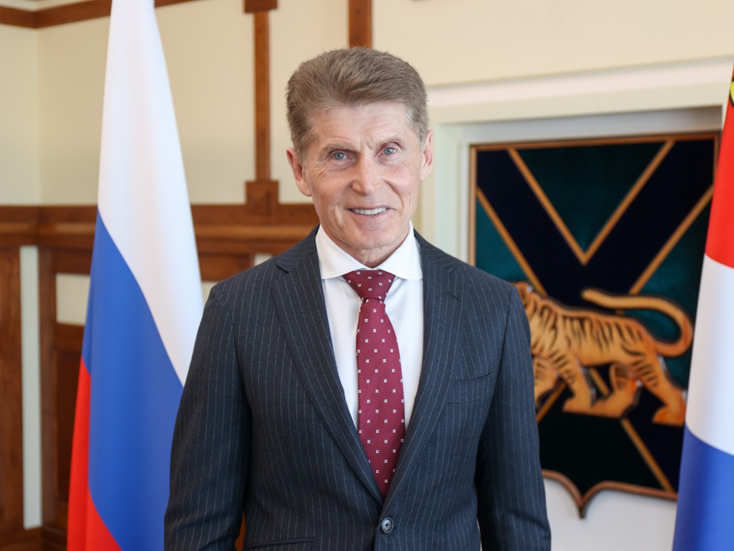 Дорогие приморцы, от всей души поздравляю вас с Днём семьи, любви и верности!.
