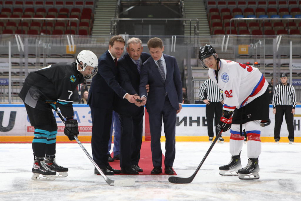 Международный турнир «Student hockey Asia Сhallеnge» стартовал в Приморье.